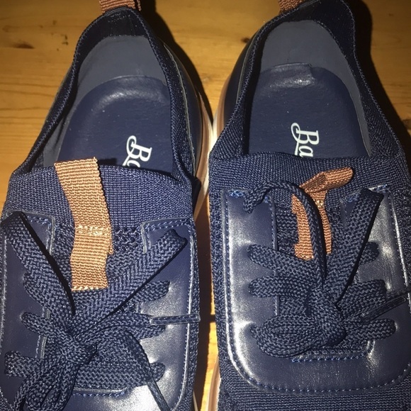 BASS Connor 2-Tone Stretch Knit Sneaker 9 NWOT - Picture 6 of 9